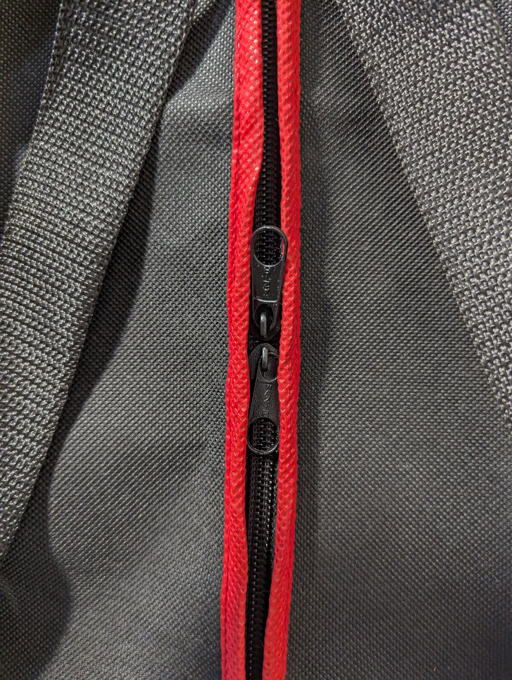 TRAVEL BAG MADE UP FUSING 110GSM - Black
